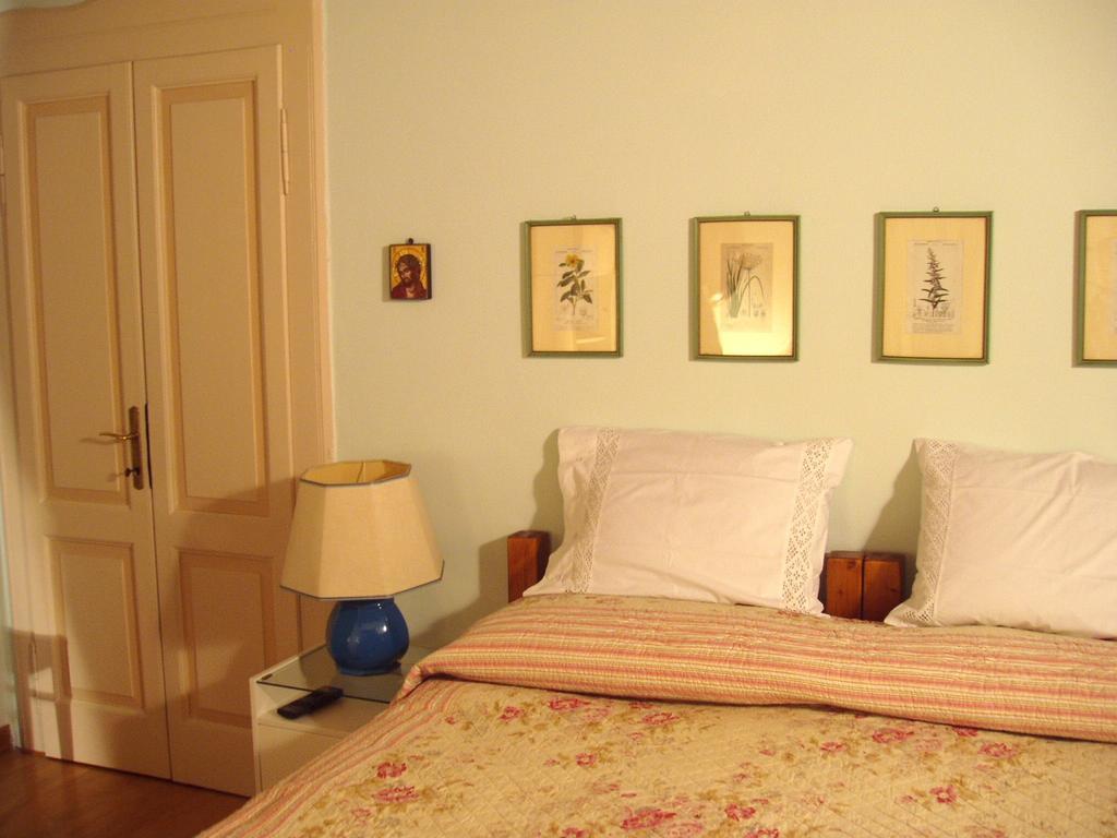 B&B Villa Dei Pini Domegliara Habitación foto